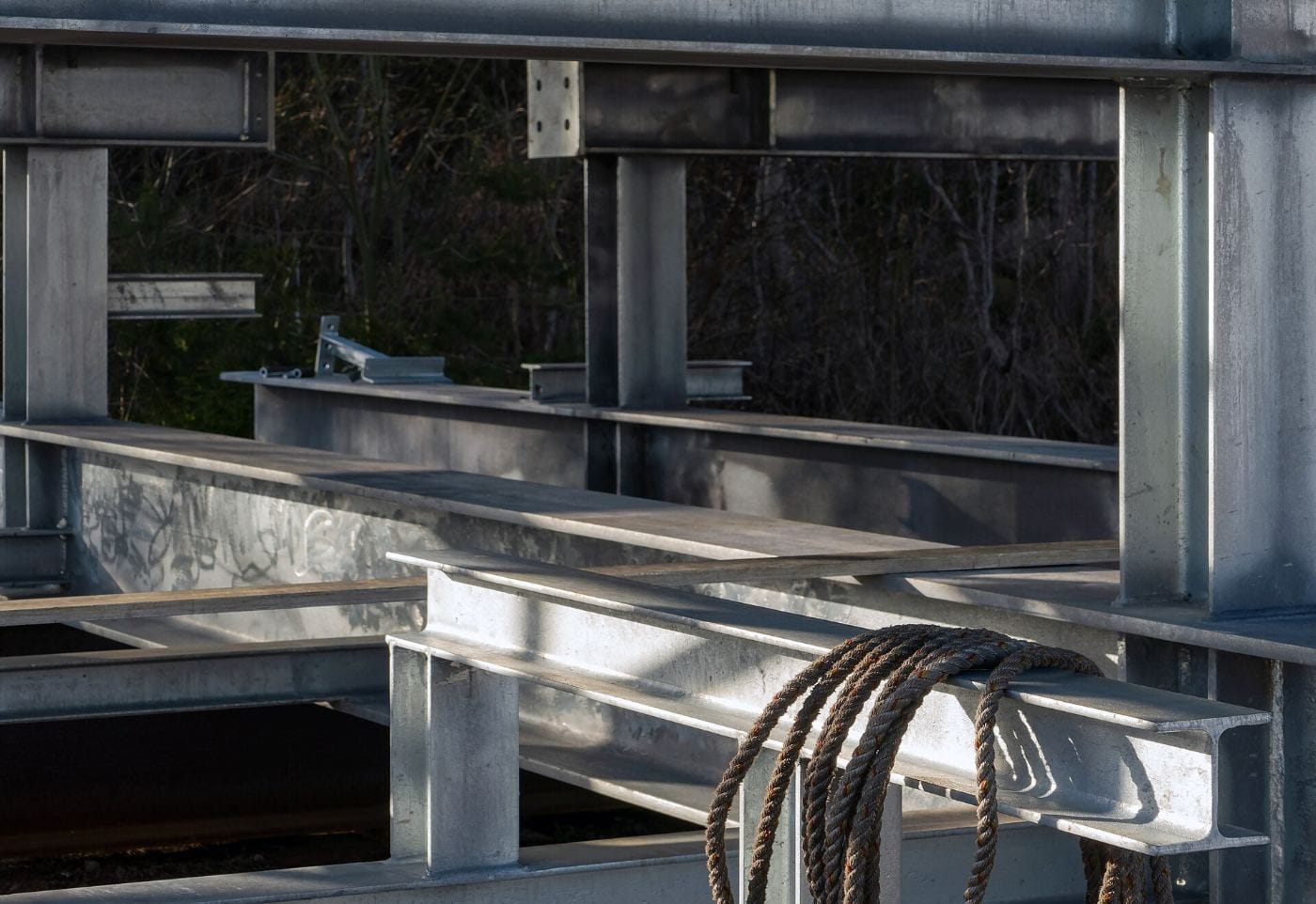 Estructura de acero para tanque a presión en obra